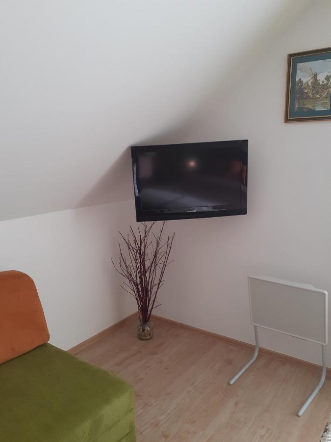 Pacsirta Vendeghaz Hotel Egerszalók Exterior foto